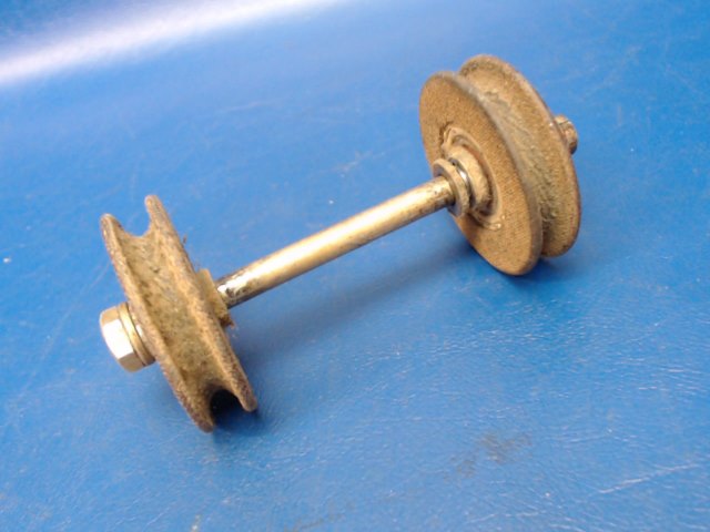 481 651 Piper - Control Column Pulley Assembly
