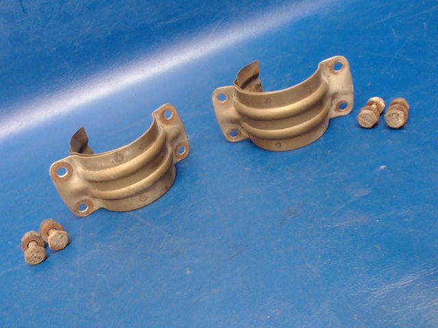 099005-401 Beechcraft - Bead Clamp 2 Halves