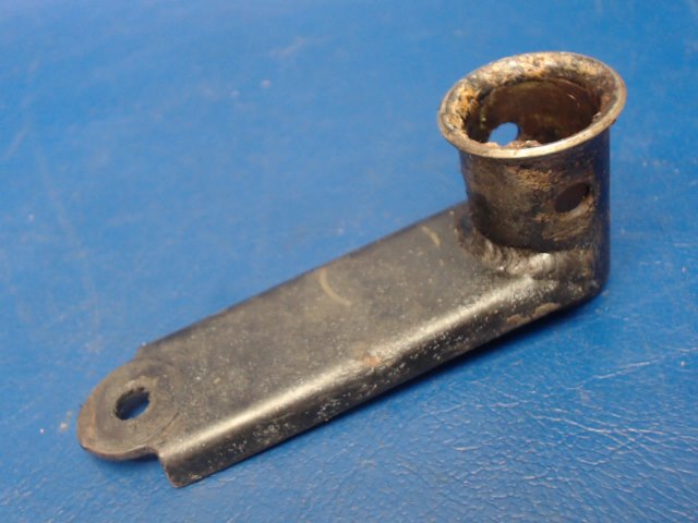 0411563 Cessna - Bellcrank- Rudder Bar