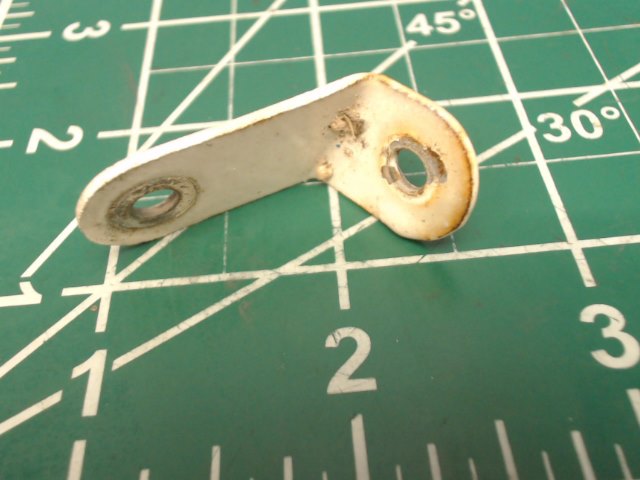 0541156-2 Cessna - Strap-RH Brake Line