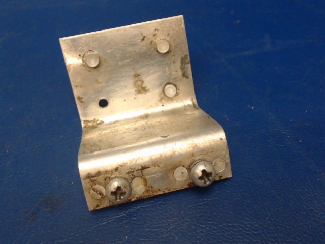 0511253-1 Cessna - Bracket-Fuel Selector Valve