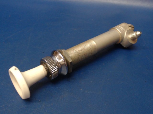 0311538-12 Cessna - PRIMER ASSEMBLY (INOP) Needs new seals