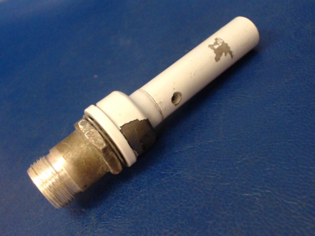 NPN Unknown - Stub antenna DME? Transponder?
