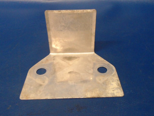 0870085-1 Cessna - SHIELD WATER- RELAY