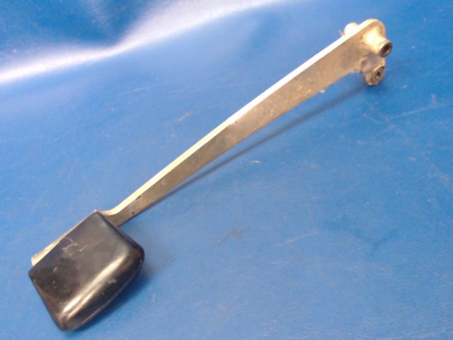 79515-13 Piper - HANDLE - Cabin door