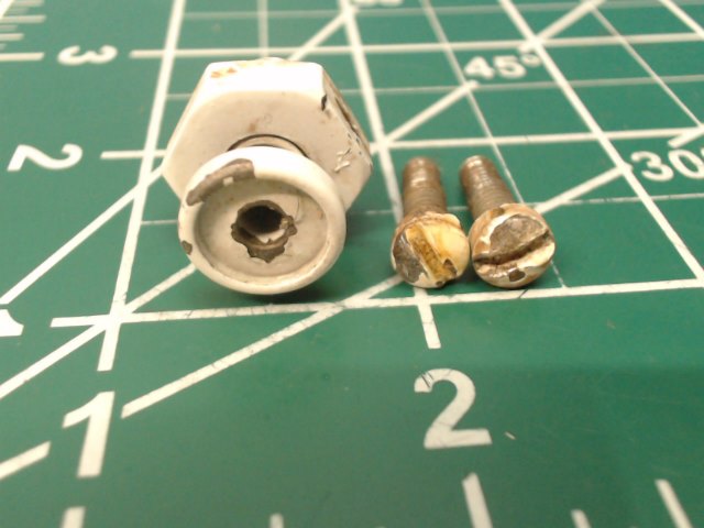 CAV-180 SAF-AIR - FUEL DRAIN