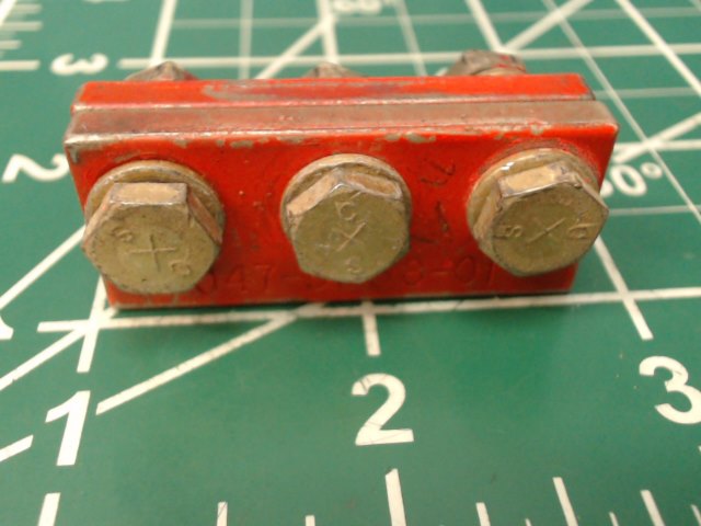 047-3538-01 King - HALF - CLAMP (QTY 2)