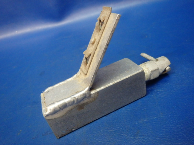 39581-02 Piper - VALVE - Manifold pitot static