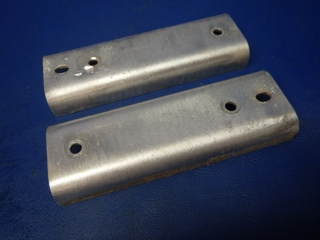 62654-03 Piper - Stop-Seat Track (3.65L) QTY 2
