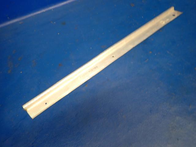 69189-00 Piper - SILL - Cargo door