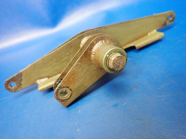 1221087-1 Cessna - Bellcrank-Aileron LH