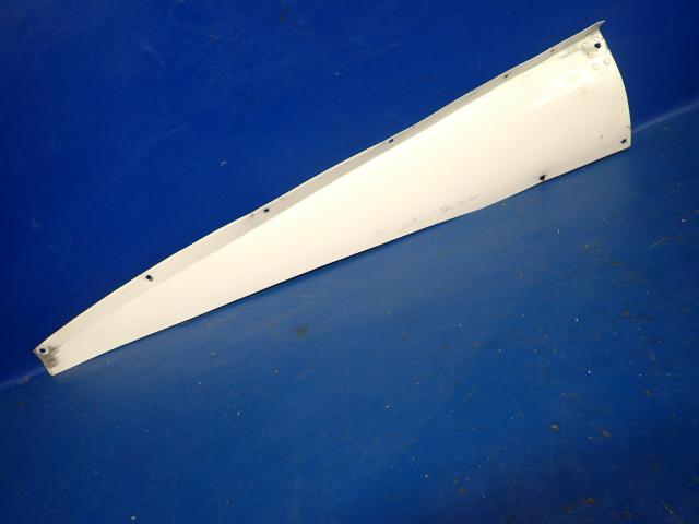 0412029-202 Cessna - FAIRING - RH (Item has patch) See photos for details.