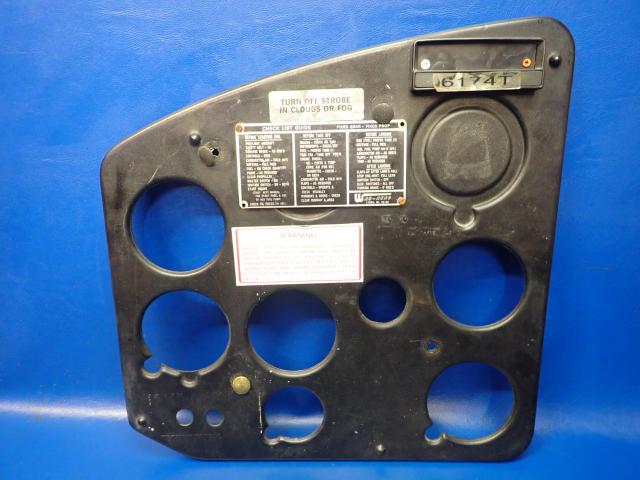 0413375-32 Cessna - COVER-SHOCK PANEL