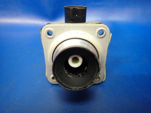 462 008 Piper - GASPER ASSEMBLY - Forward air vent (10-0028-3)