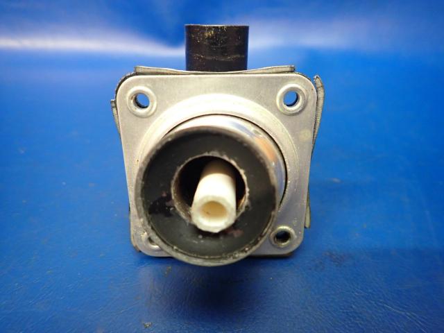 462 008 Piper - GASPER ASSEMBLY - Forward air vent (10-0028-3)
