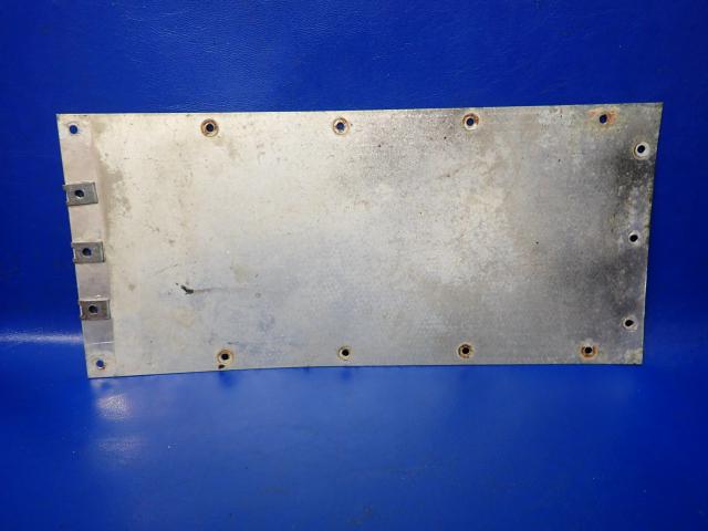 63287-00 Piper - PLATE - Tunnel top center rear