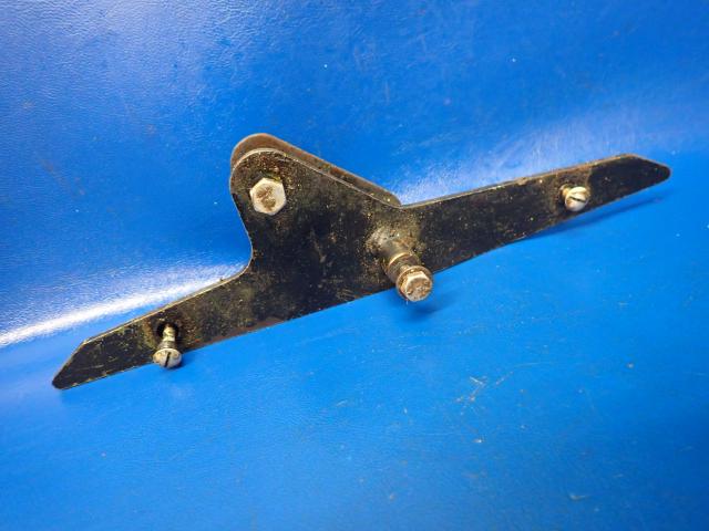62771-01 Piper - BELLCRANK ASSEMBLY - Aileron right