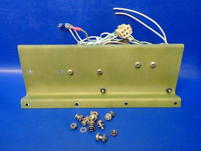 37753-02 Piper - CONTROL - Auxiliary fuel (less one relay)
