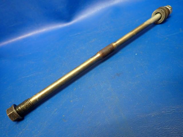 630943-10.50 Continental O-470-R - Bolt - Thru .4375-20NF-3THD