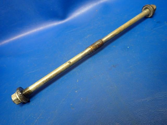 630943-10.50 Continental O-470-R - Bolt - Thru .4375-20NF-3THD
