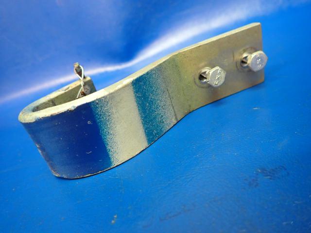 0711102 Cessna - HINGE BAGGAGE DOOR