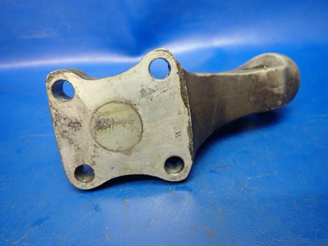 539518 Continental O-470-R - Bracket - Engine Mounting