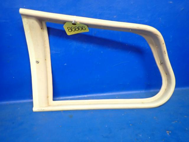 0811041-2 Cessna - TRIM-AFT WINDOW RH
