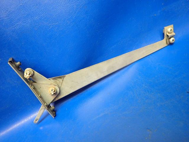 66835-00 Piper - Control Mount-Carburetor Heat
