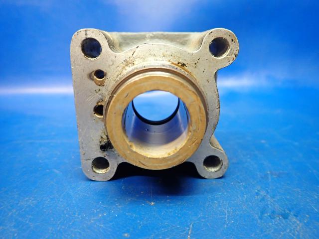 61098 Lycoming O-235-L2C - Adapter - Vacuum Pump