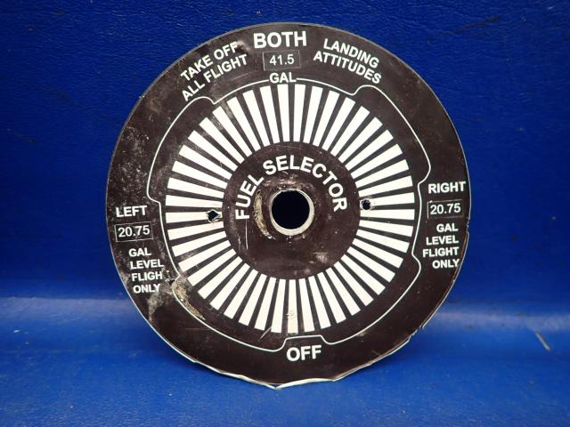 0705048-29 Cessna - PLACARD - FUEL SELECTOR (See Details).