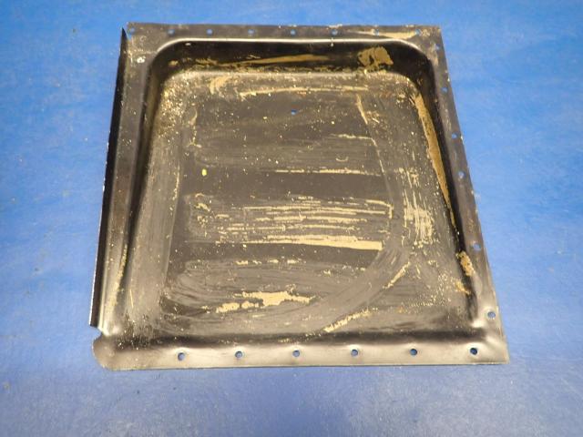 0413429-2 Cessna - Feet Pan - Front Floorboard RH