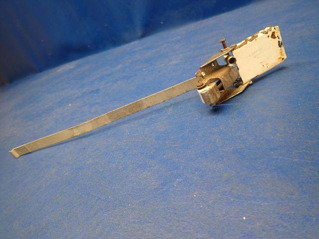 0413311-12 Cessna - Latch - Cabin Door RH