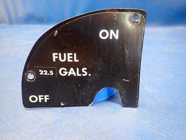 0411964-1 Cessna - Plate - Fuel Indicator