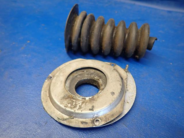 SET Piper - Housing - Nose Gear Steering Rods w/ Boot (See details)