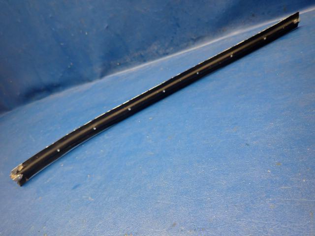 78118-00 Piper - Reatiner-Glare Shield RH (PITTING AT END - SEE PHOTOS)