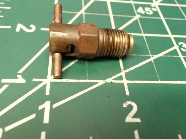 492 022 Piper - Valve-Drain(CCA-1550)
