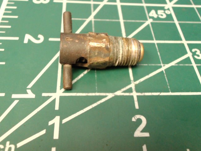 492 022 Piper - VALVE - Drain (CCA-1550)