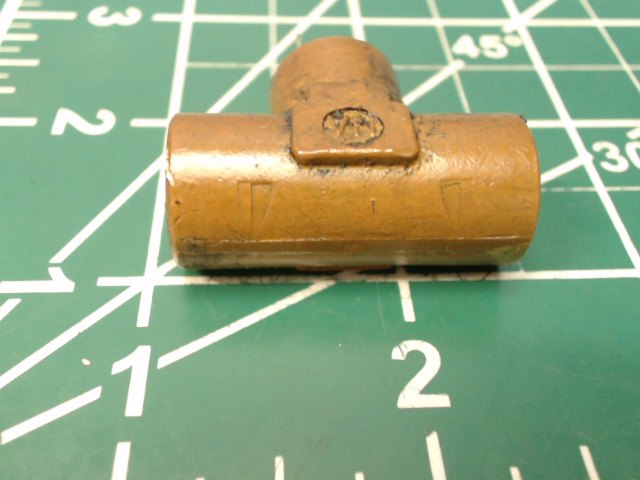 AS4857-01 Continental LTSIO-360-E - Tee-(.125 ANPT Internal Thread)