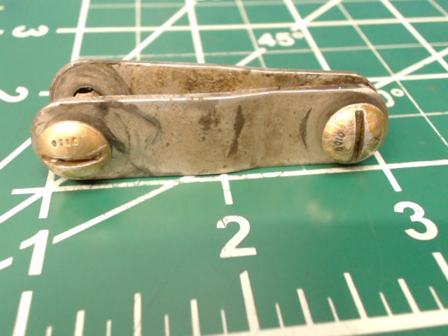 1760009-1 Cessna - Link-Aileron Control Bellcrank(Set of 2)