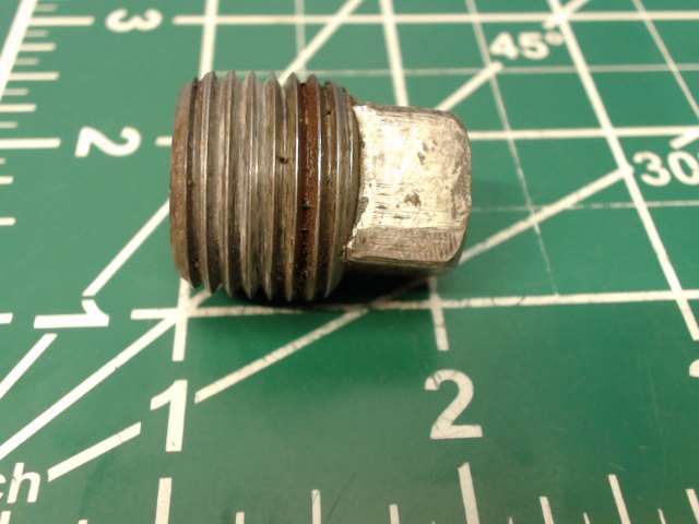 STD-551 Lycoming IO-540-C4B5 - Plug(1/2-14 NPT Square Head Drilled)