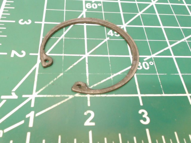 484 705 Piper - RING - Retaining (5000-200)