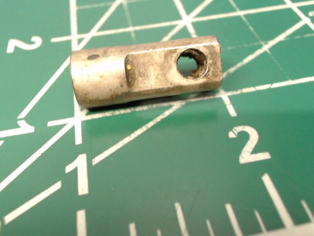 0861105-1 Cessna - CLEVIS - TELEFLEX CONTROL