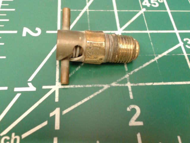 492 022 Piper - Valve-Drain(CCA-1550)