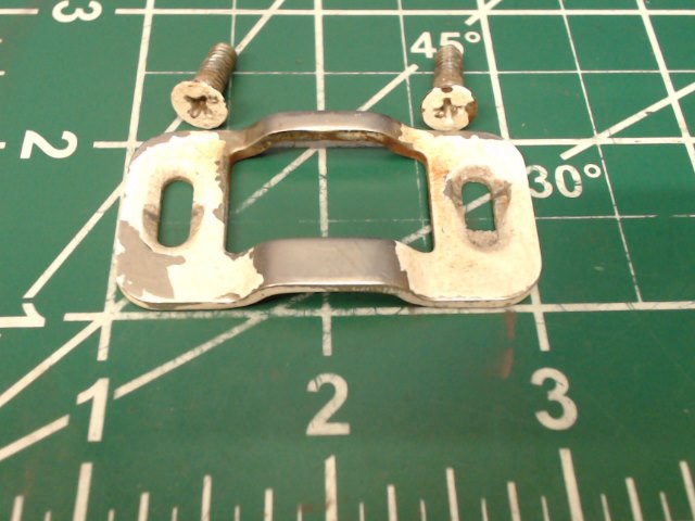 760 457 Piper - STRIKER PLATE- Door sill