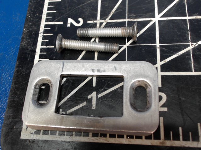 63293-02 Piper - Plate-Door Latch Striker