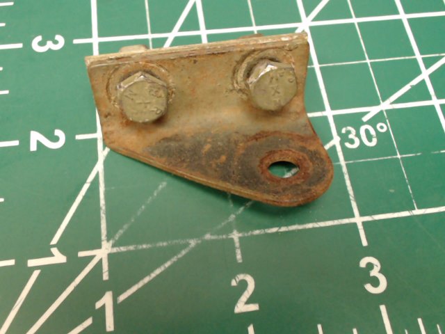 0510205-3 Cessna - Seat Belt Fitting