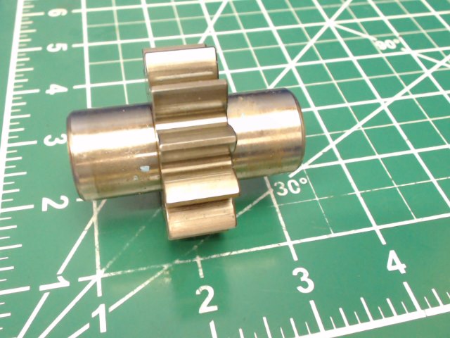 LW-15068 Lycoming O-320-H2AD - IMPELLER Oil pump driven