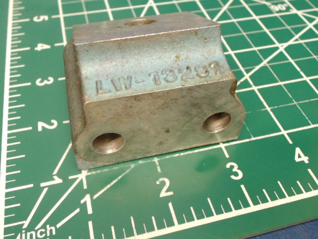 LW-13291 Lycoming O-320-H2AD - Bracket - Engine