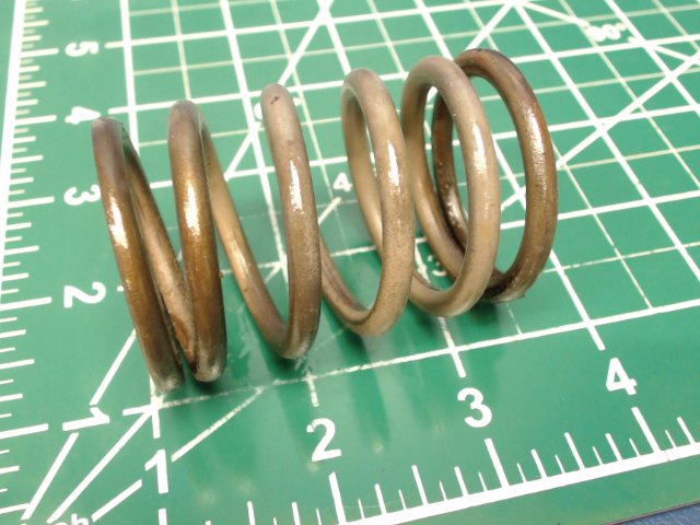 LW-11800 Lycoming O-235-L2C - Spring - Valve Outer