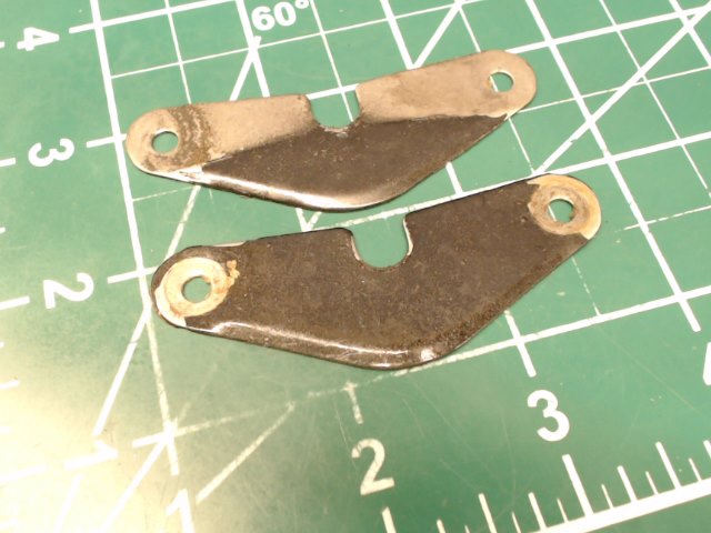 S1095-3 Cessna - Shield - Both Halves